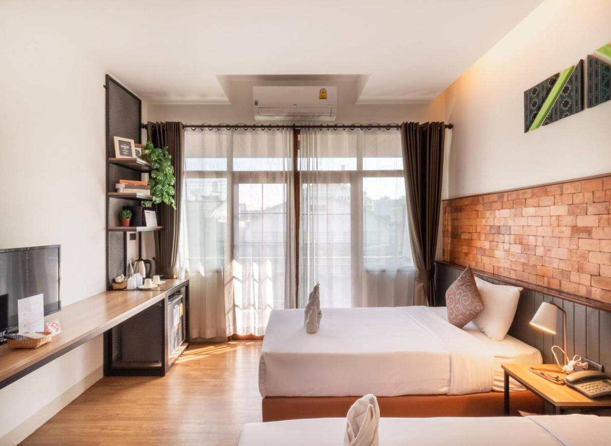 ดิ โอลด์ ซิตี้ วอลล์ Hotel เชียงใหม่ ภายนอก รูปภาพ