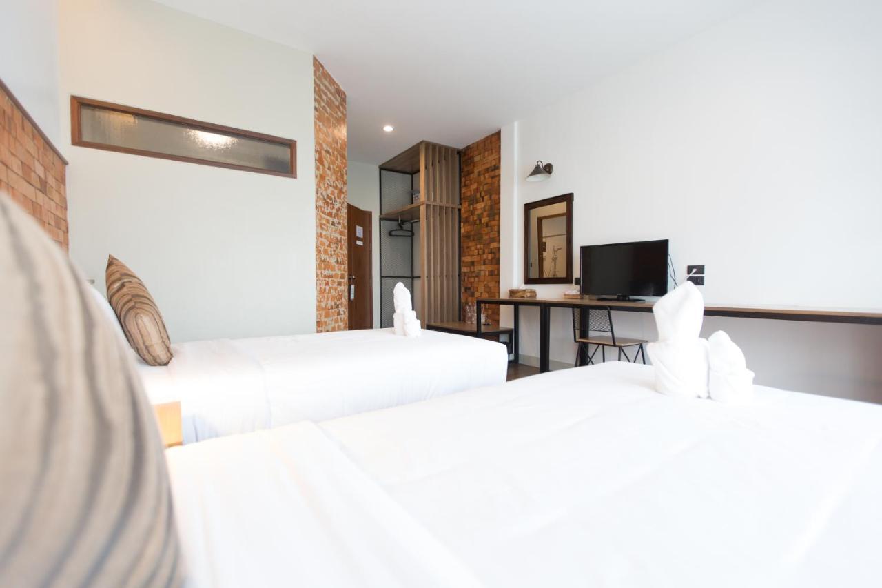 ดิ โอลด์ ซิตี้ วอลล์ Hotel เชียงใหม่ ภายนอก รูปภาพ
