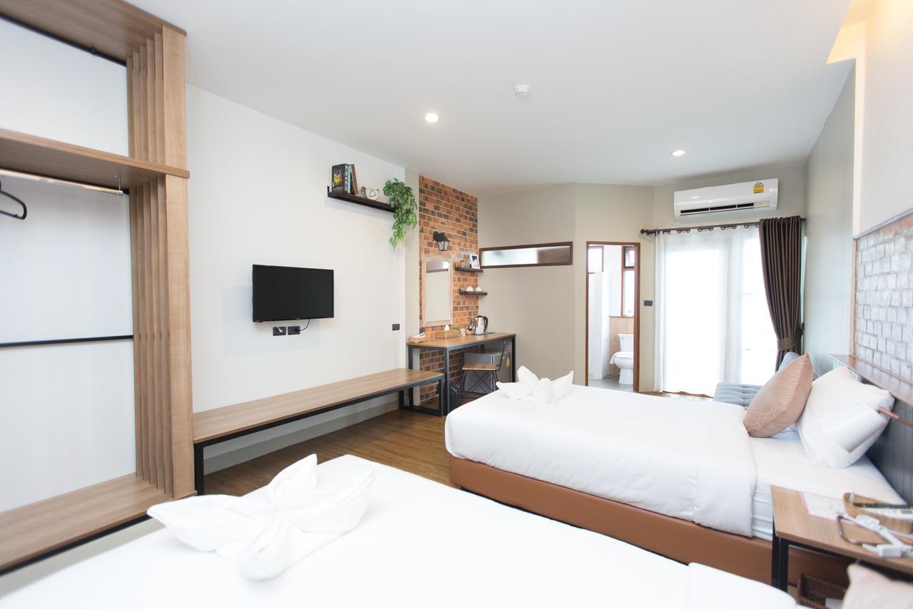 ดิ โอลด์ ซิตี้ วอลล์ Hotel เชียงใหม่ ภายนอก รูปภาพ