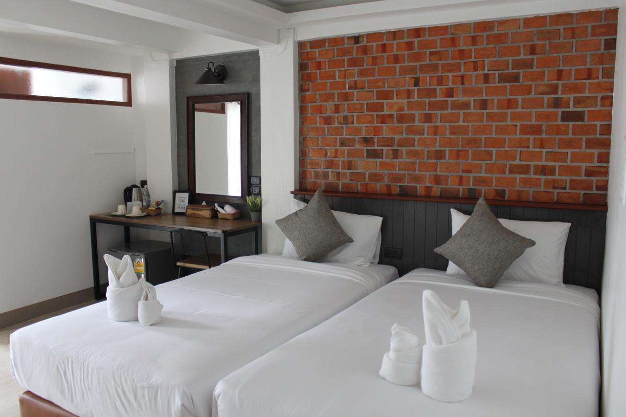 ดิ โอลด์ ซิตี้ วอลล์ Hotel เชียงใหม่ ห้อง รูปภาพ